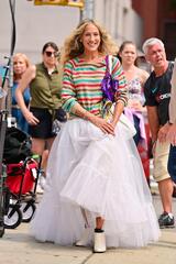 Sarah Jessica Parker Just Recreated One of Carrie Bradshaw&#039;s Mos
